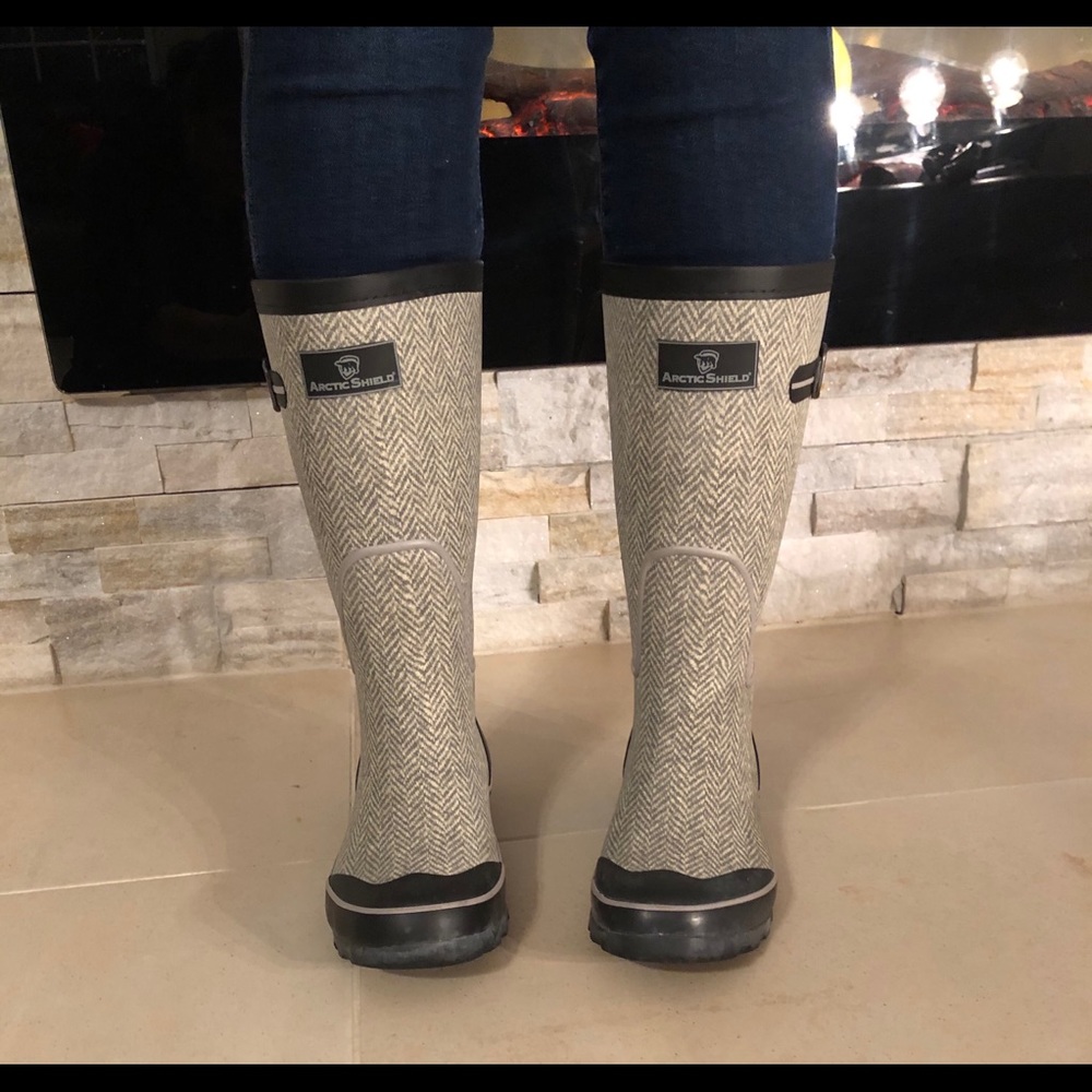 Arctic Shield rain boots